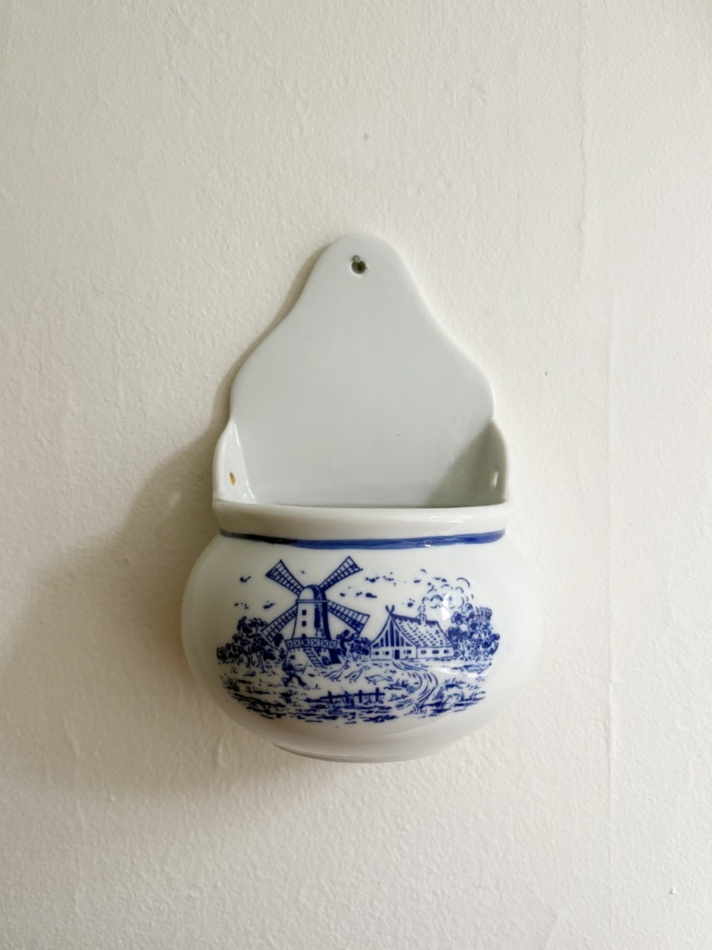 Vintage Delft Blue/White Ceramic Wall Pocket
